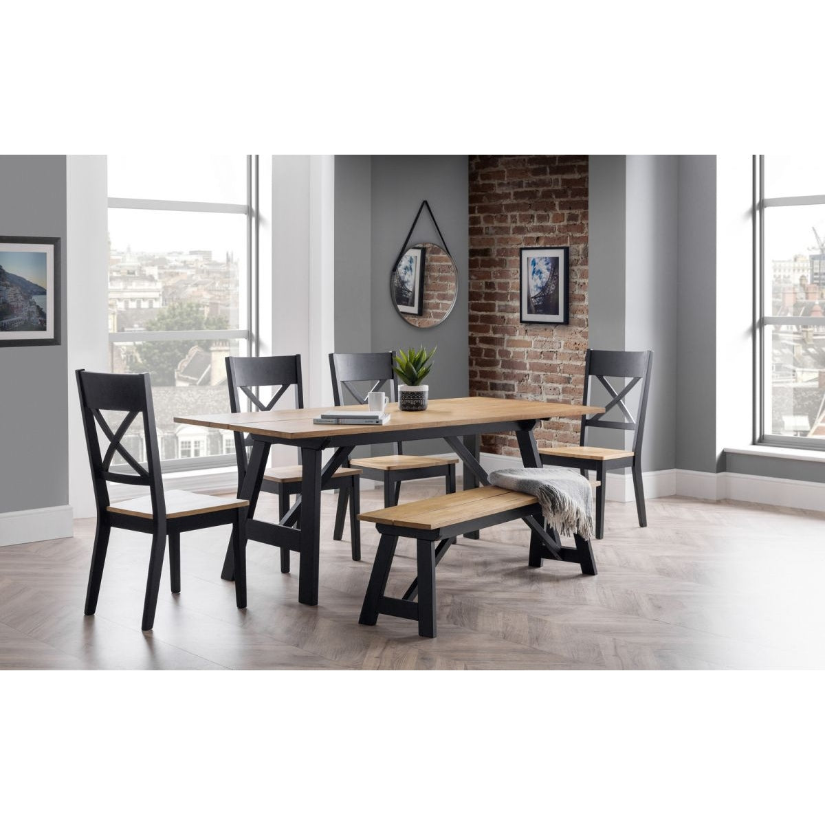 Hockley Dining Set (Bench & 4 Chairs)