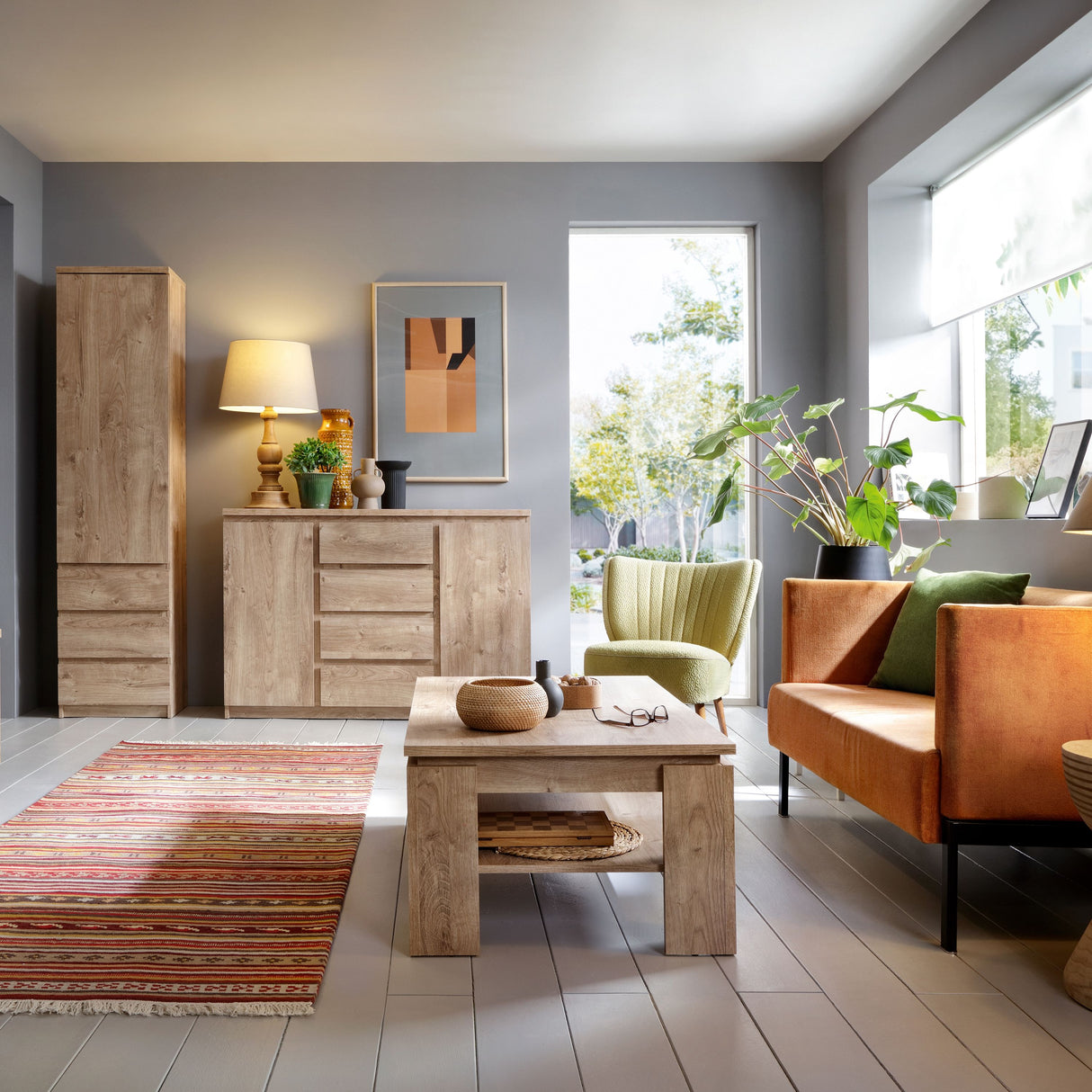 Fribo 2 Door 4 Drawer Sideboard