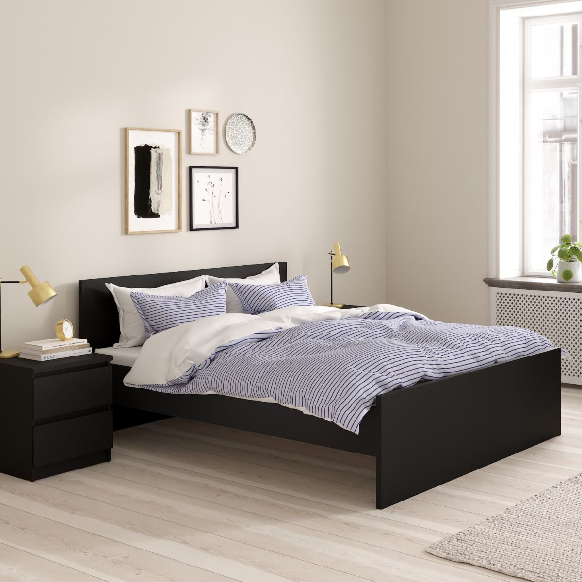 Naia Bed
