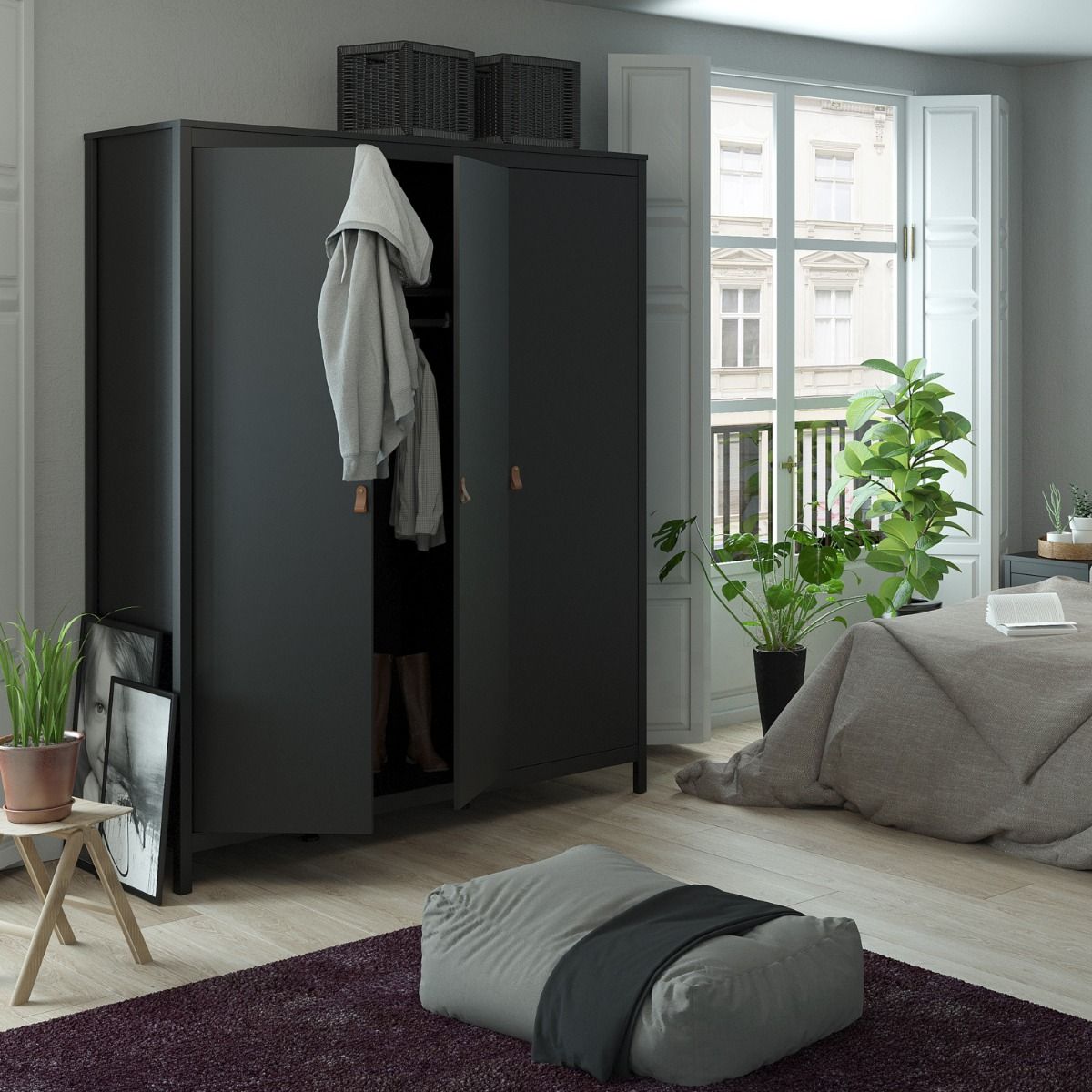 Barcelona Wardrobe with 3 Doors