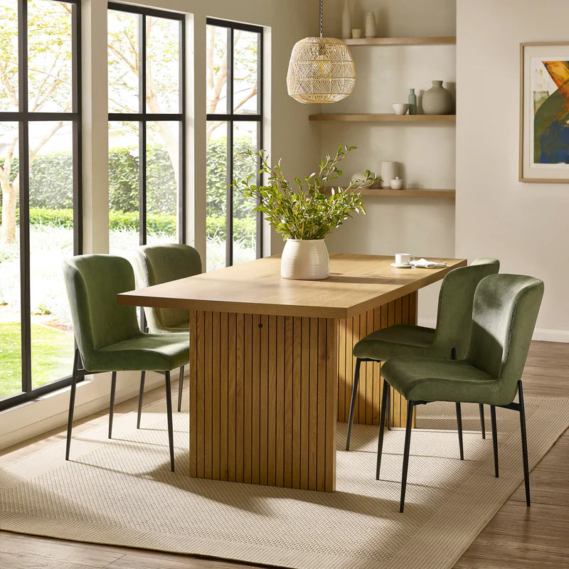 Arundel Rectangular Dining Table