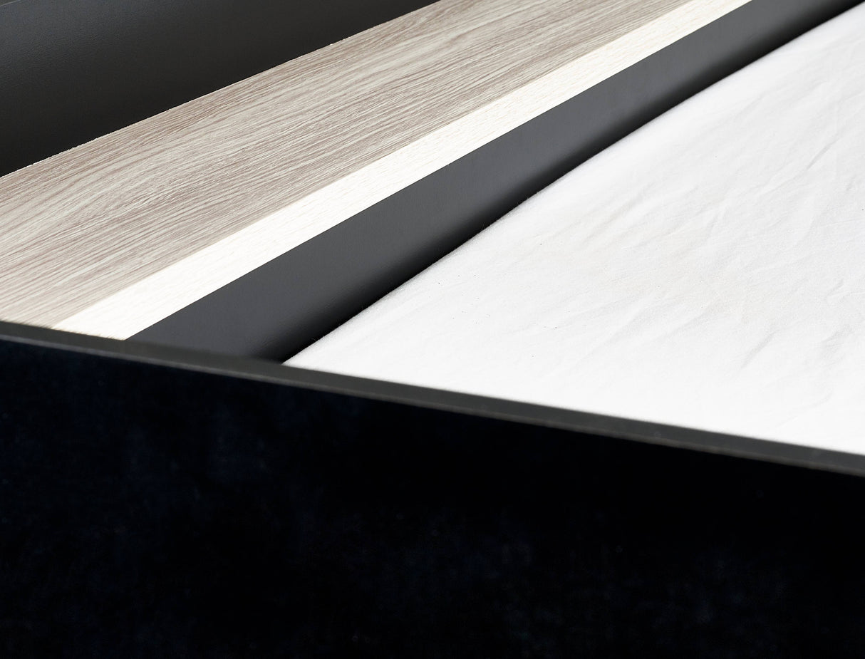 Blaze Gaming Highsleeper - Black And Pale Wood