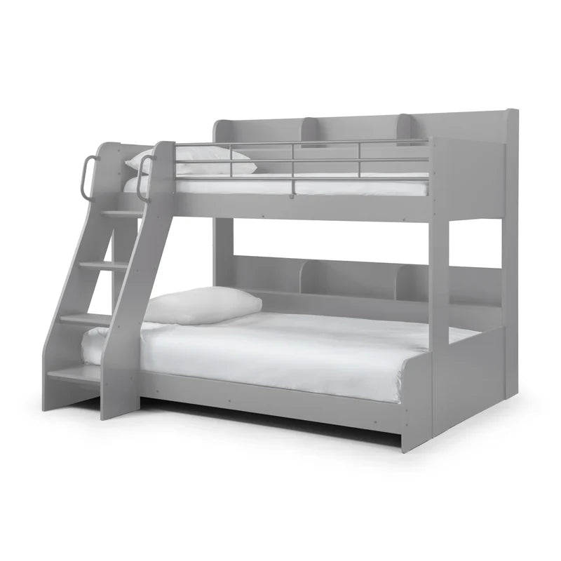 Domino Triple Sleeper