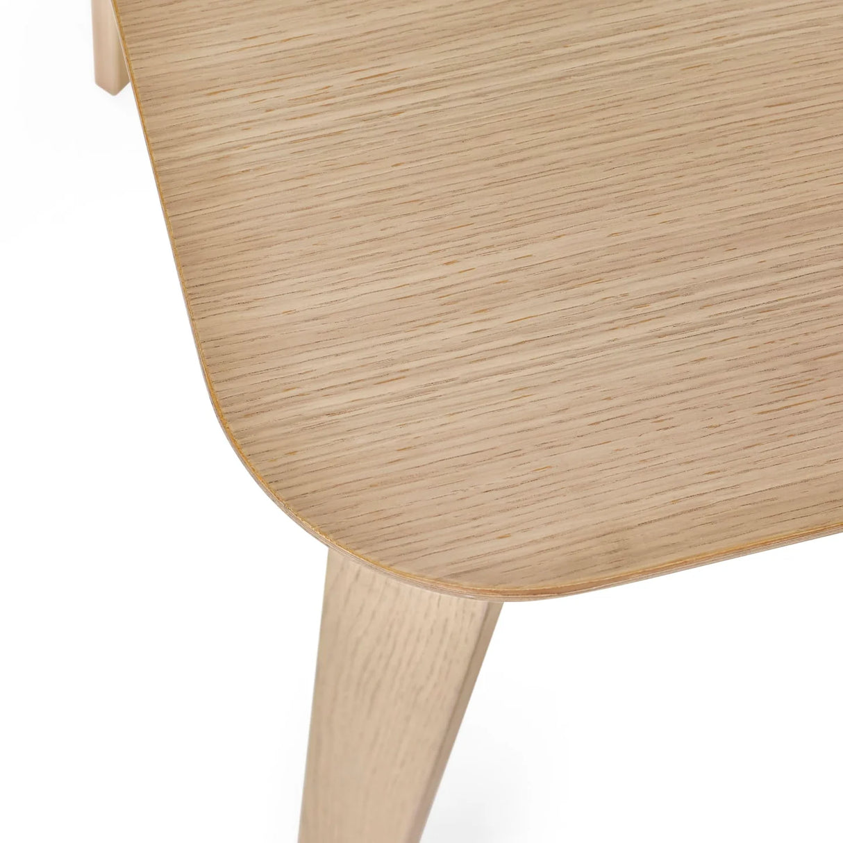 Kaito Dining Table