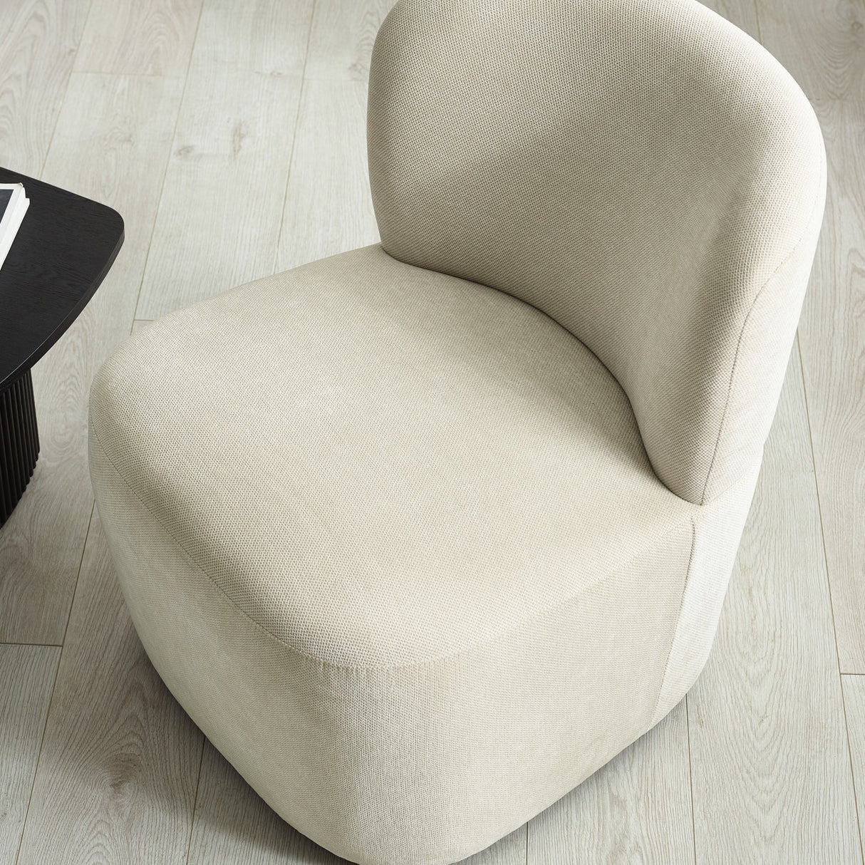 Lunetta Accent Chair