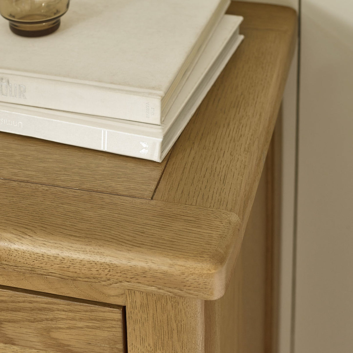 Windsor 4 Drawer Chest