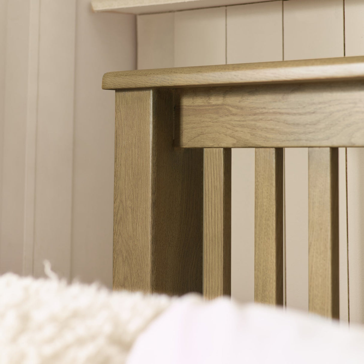 Windsor Bed