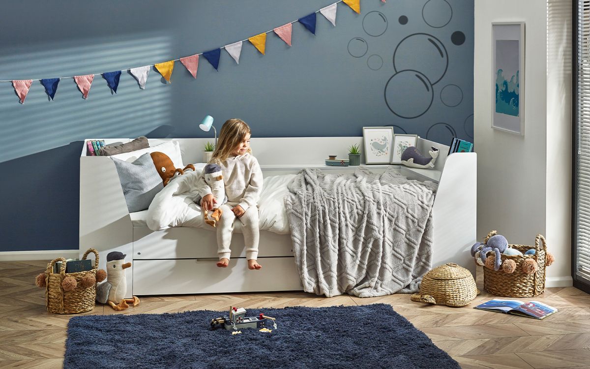 Cyclone Daybed - White