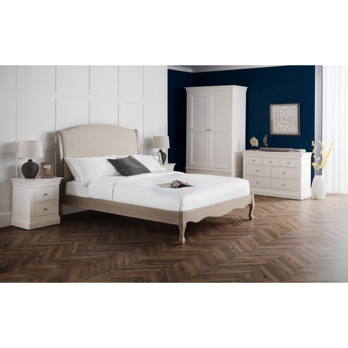 Camille Bed