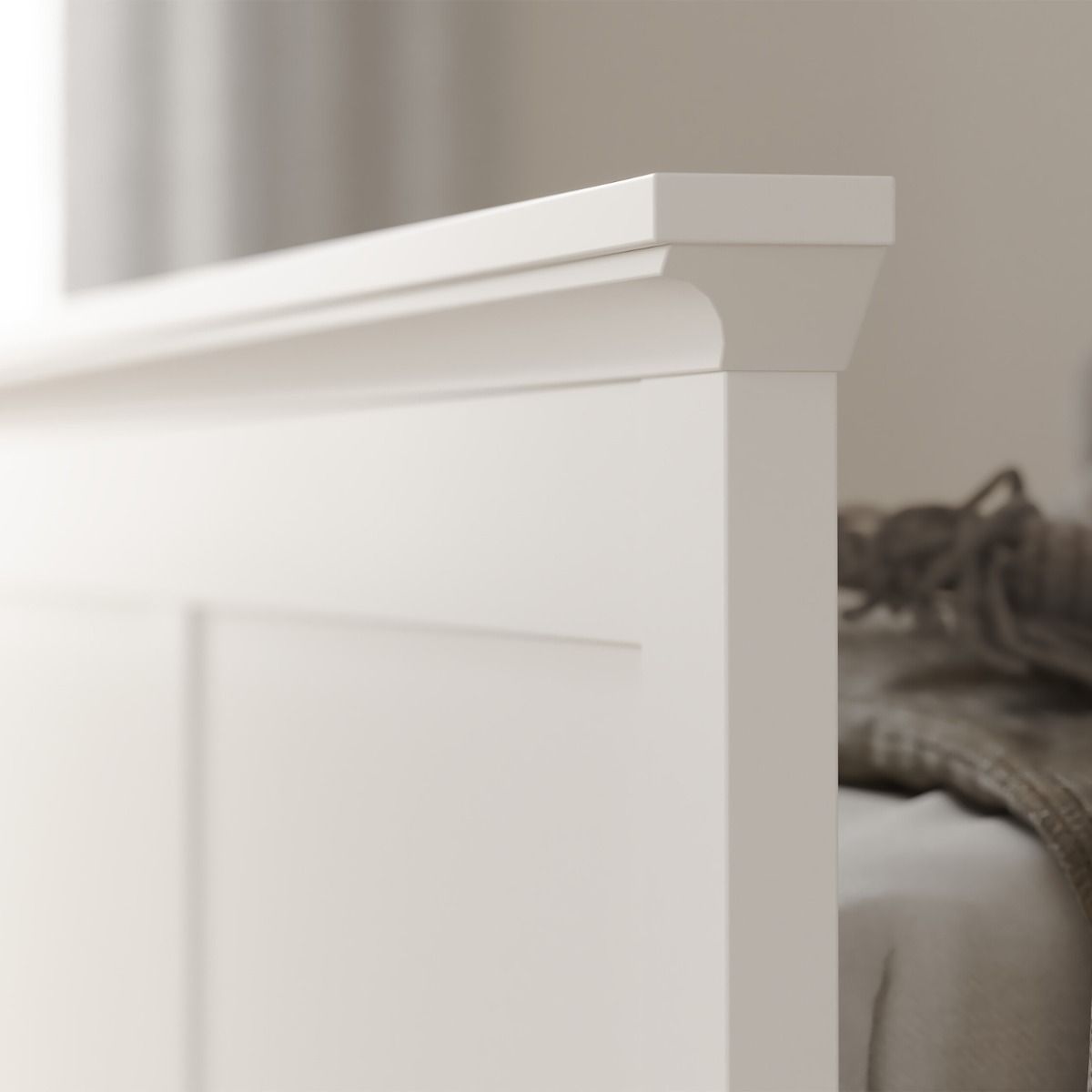 Paris Bed in White