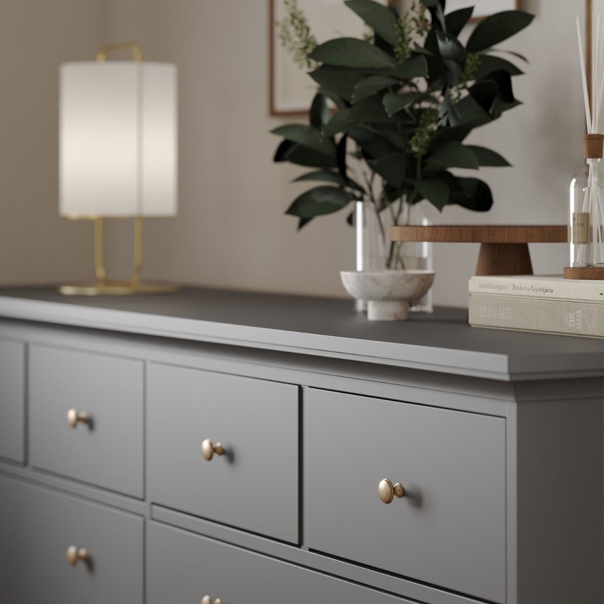 Paris Chest of 8 Drawers