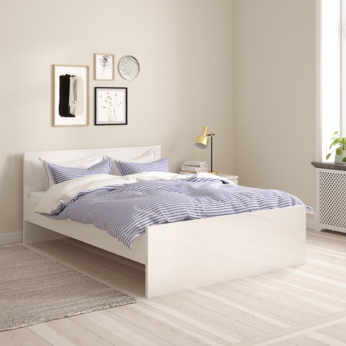 Naia Bed