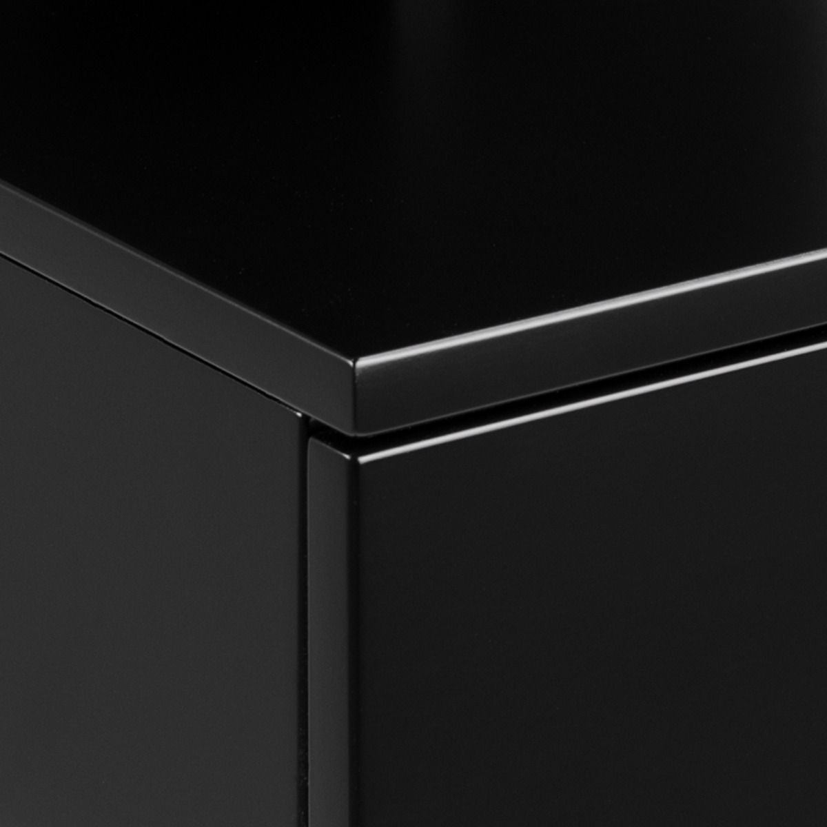 Ashlan Bedside Table with 1 Drawer