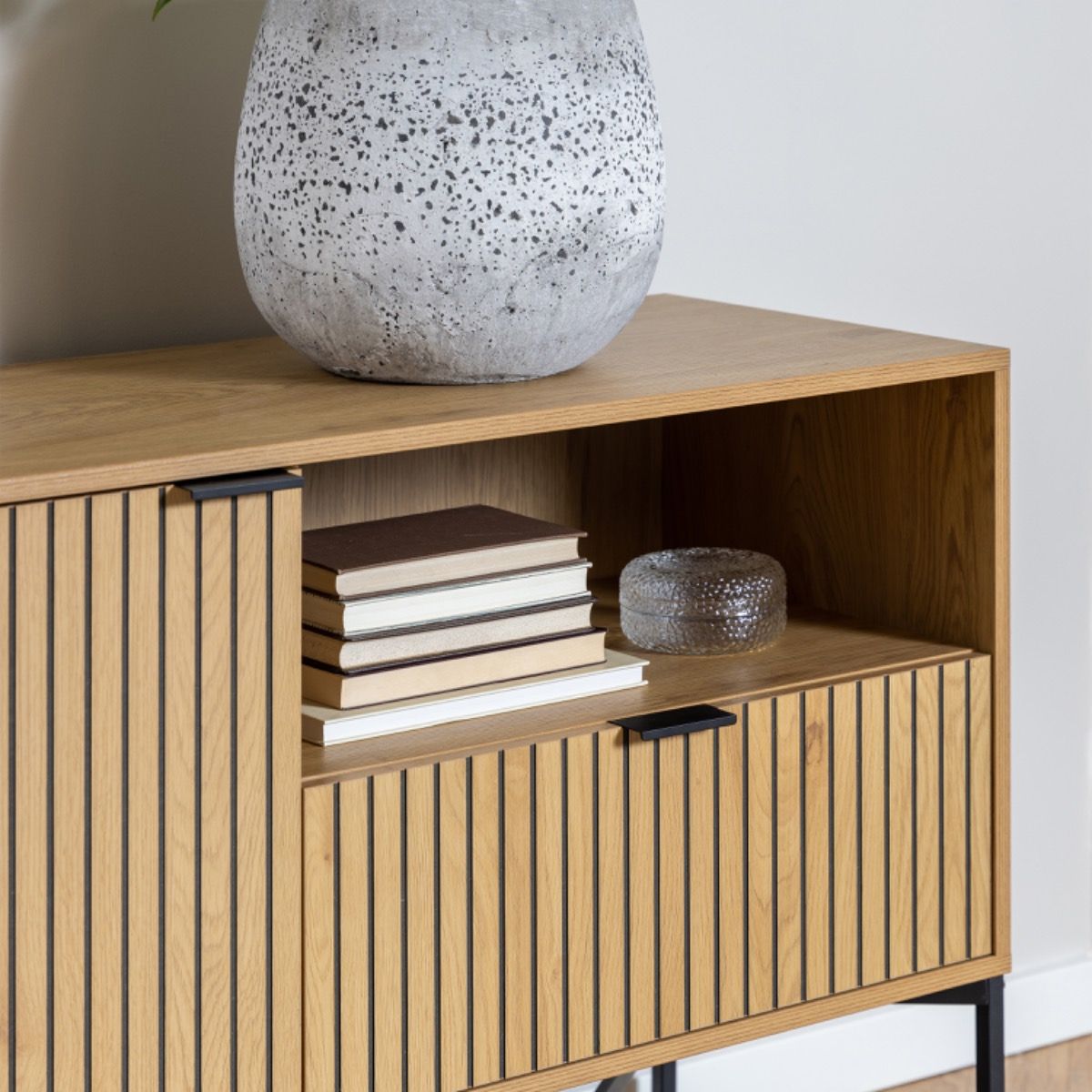 Jaipur Sideboard with 2 Doors and 1 Drawer