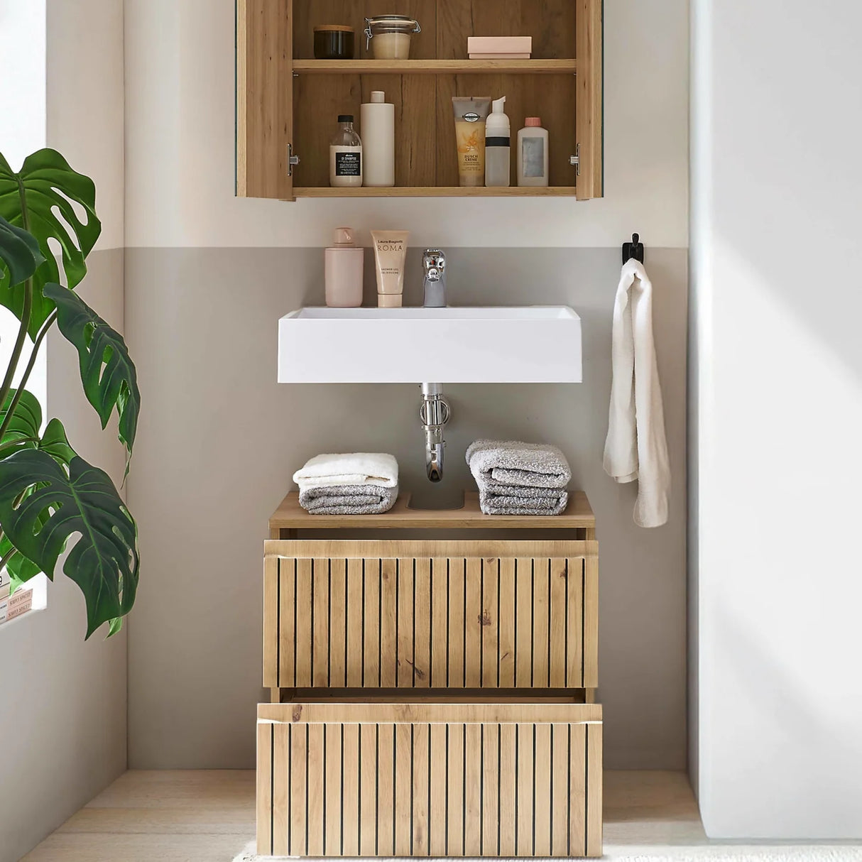 Austin Mirrored Cabinet
