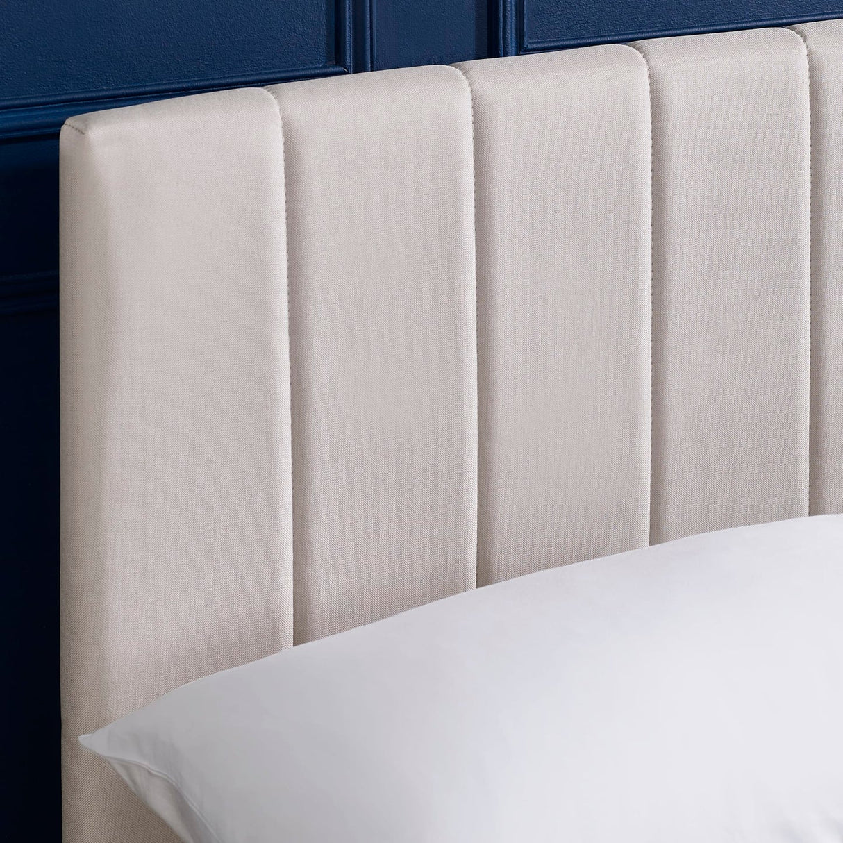 Aylen Bed