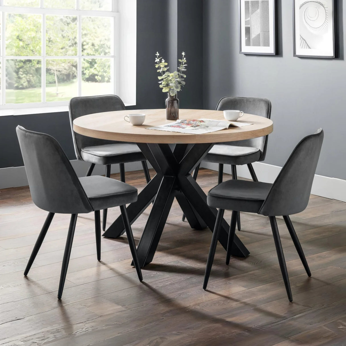 Berwick Round Table