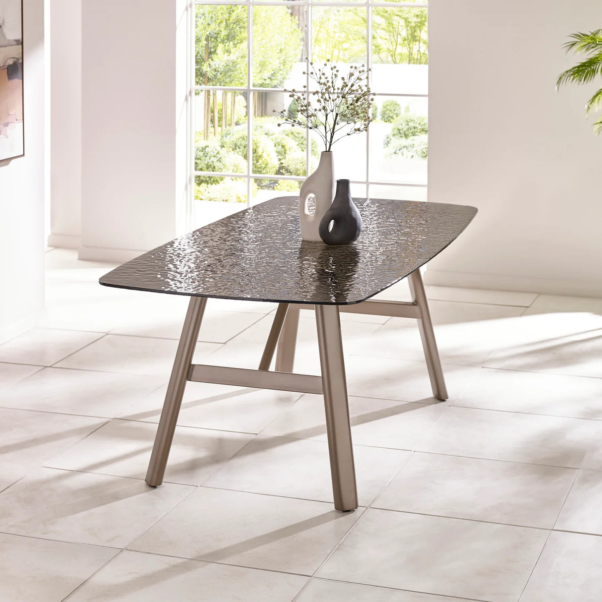 Callisto Dining Table
