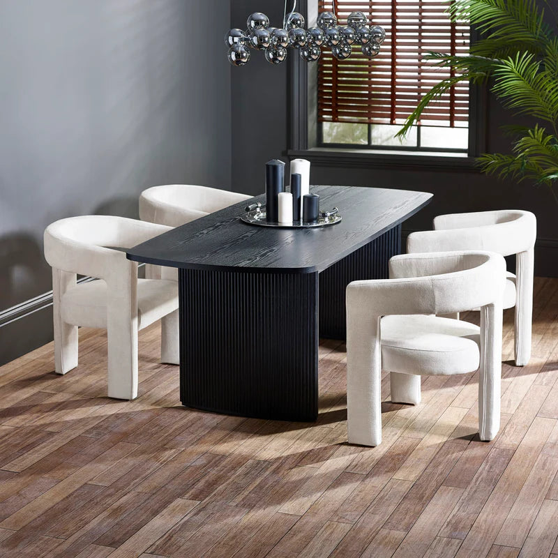 Elara Chair