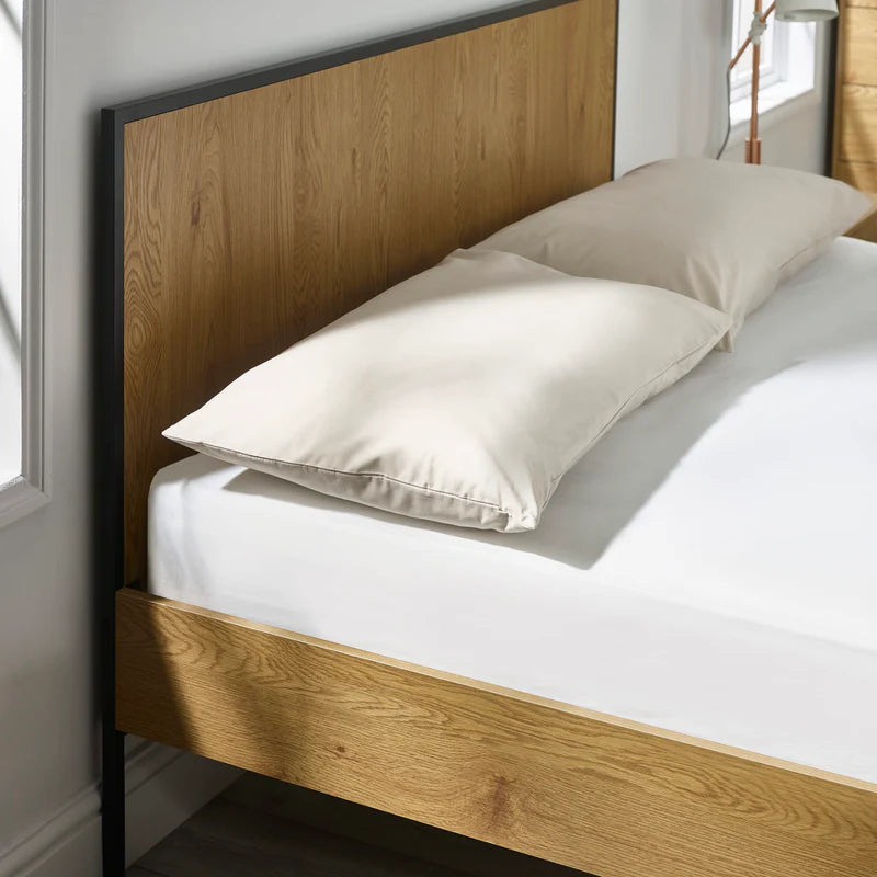 Harlow Bed