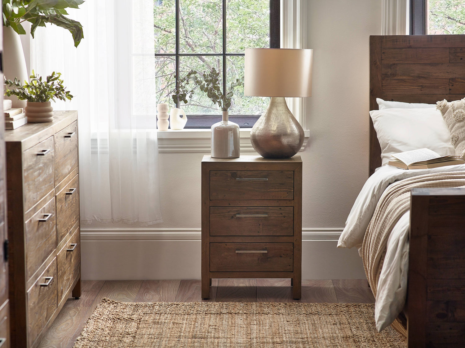 Heritage 3 Drawer Bedside