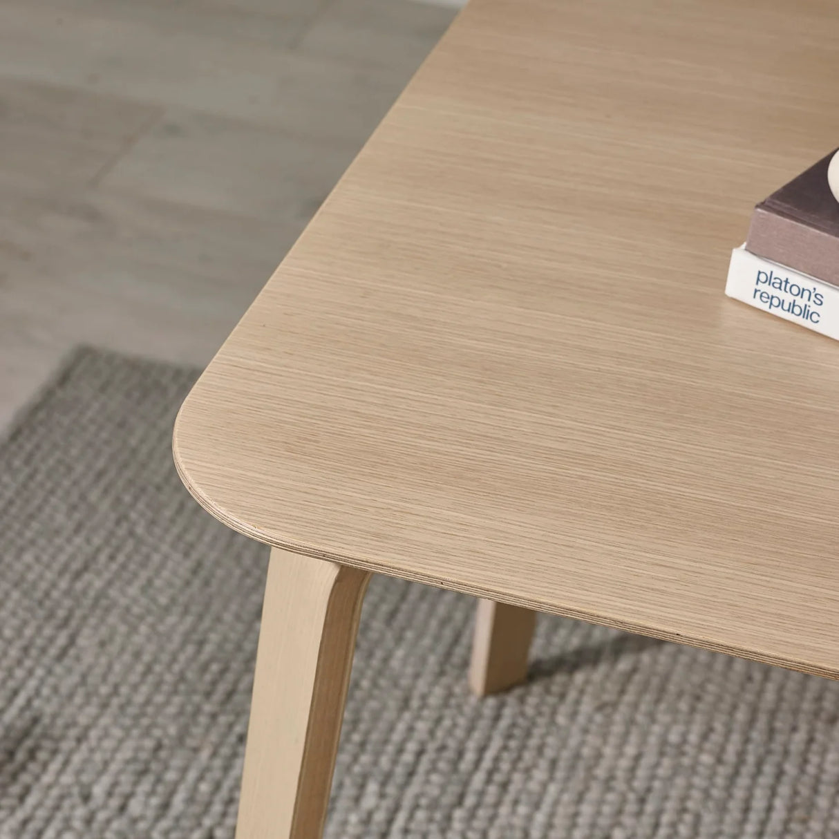 Kaito Coffee Table