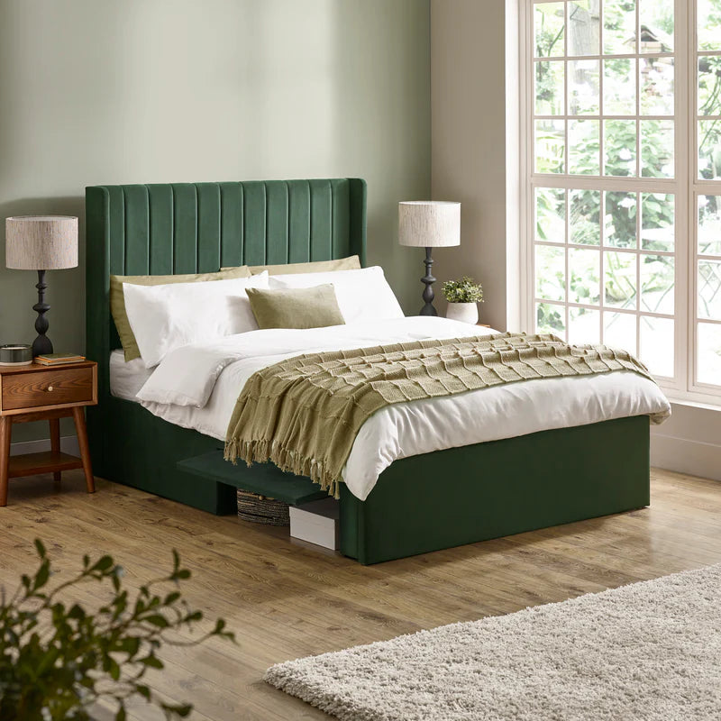 Leila Bed