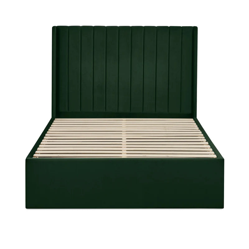 Leila Bed