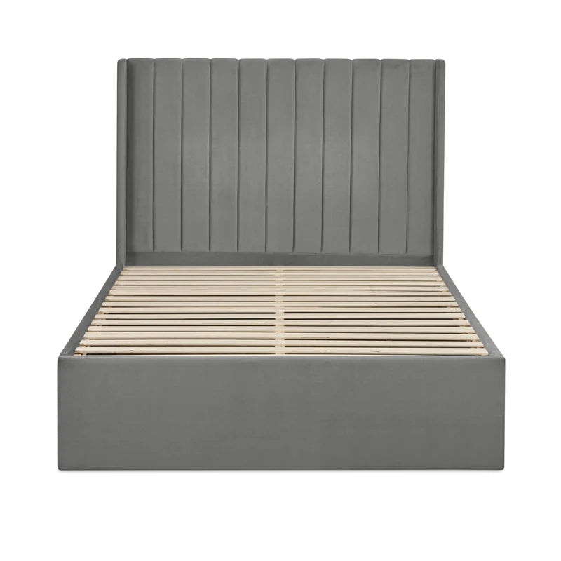 Leila Bed