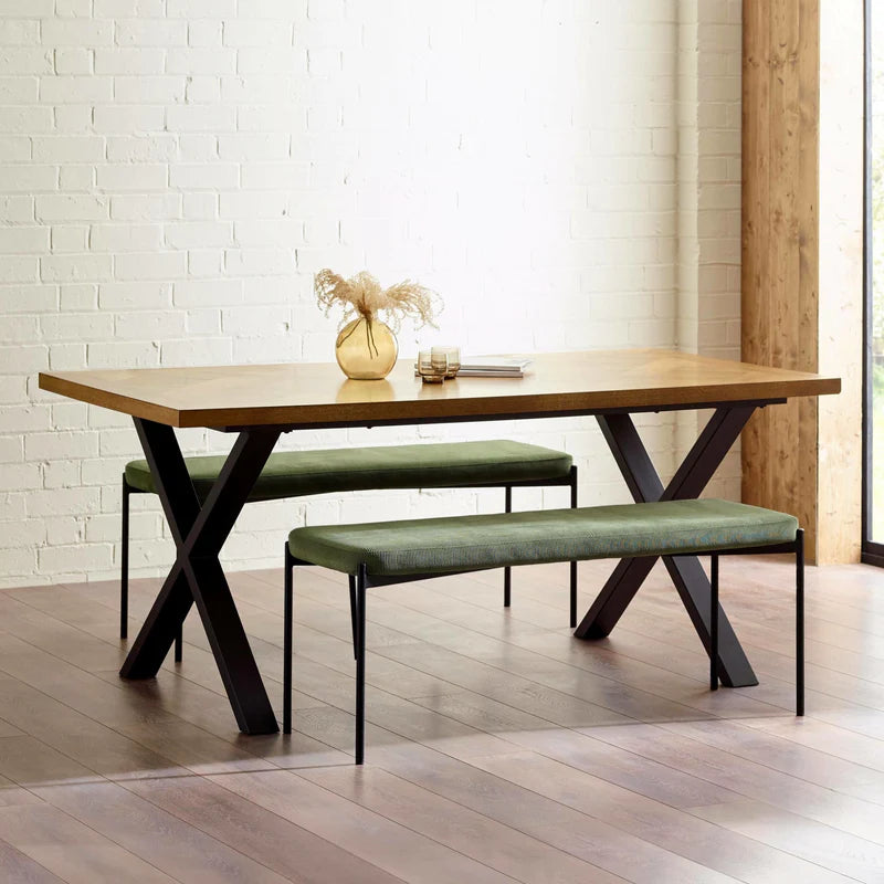 Leonie Bench
