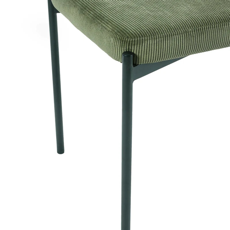 Leonie Bench