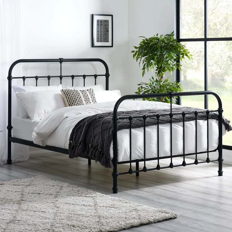 Logan Bed