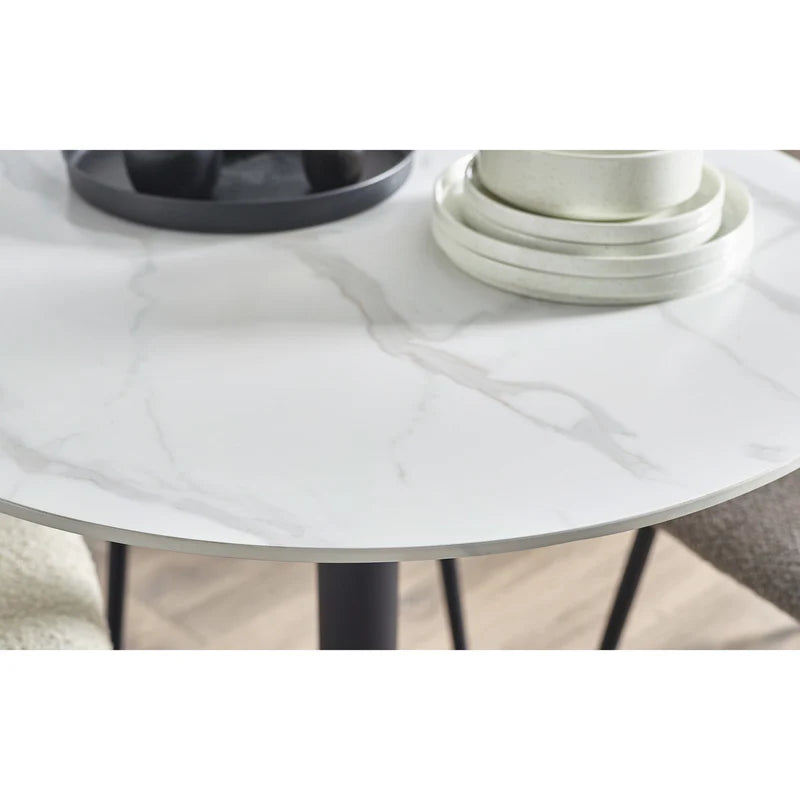 Luca Round Table