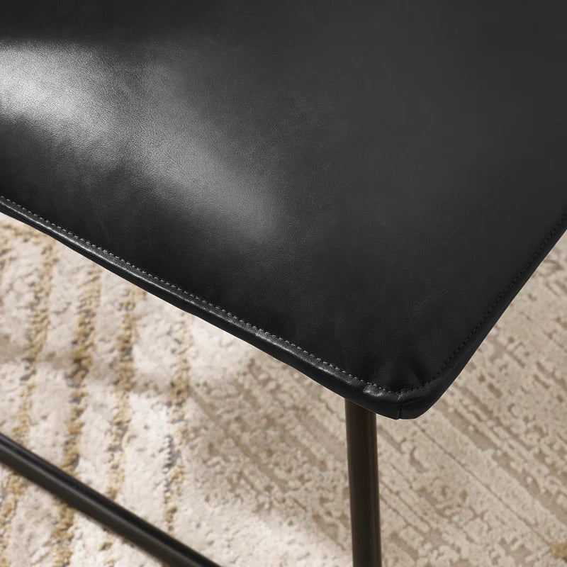 Saxon Lounge Chair