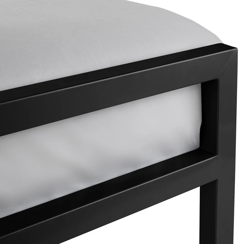 Soto Metal Bed