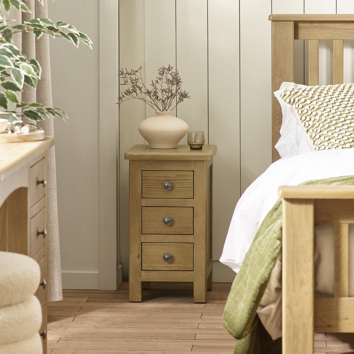 Windsor Slim 3 Drawer Bedside