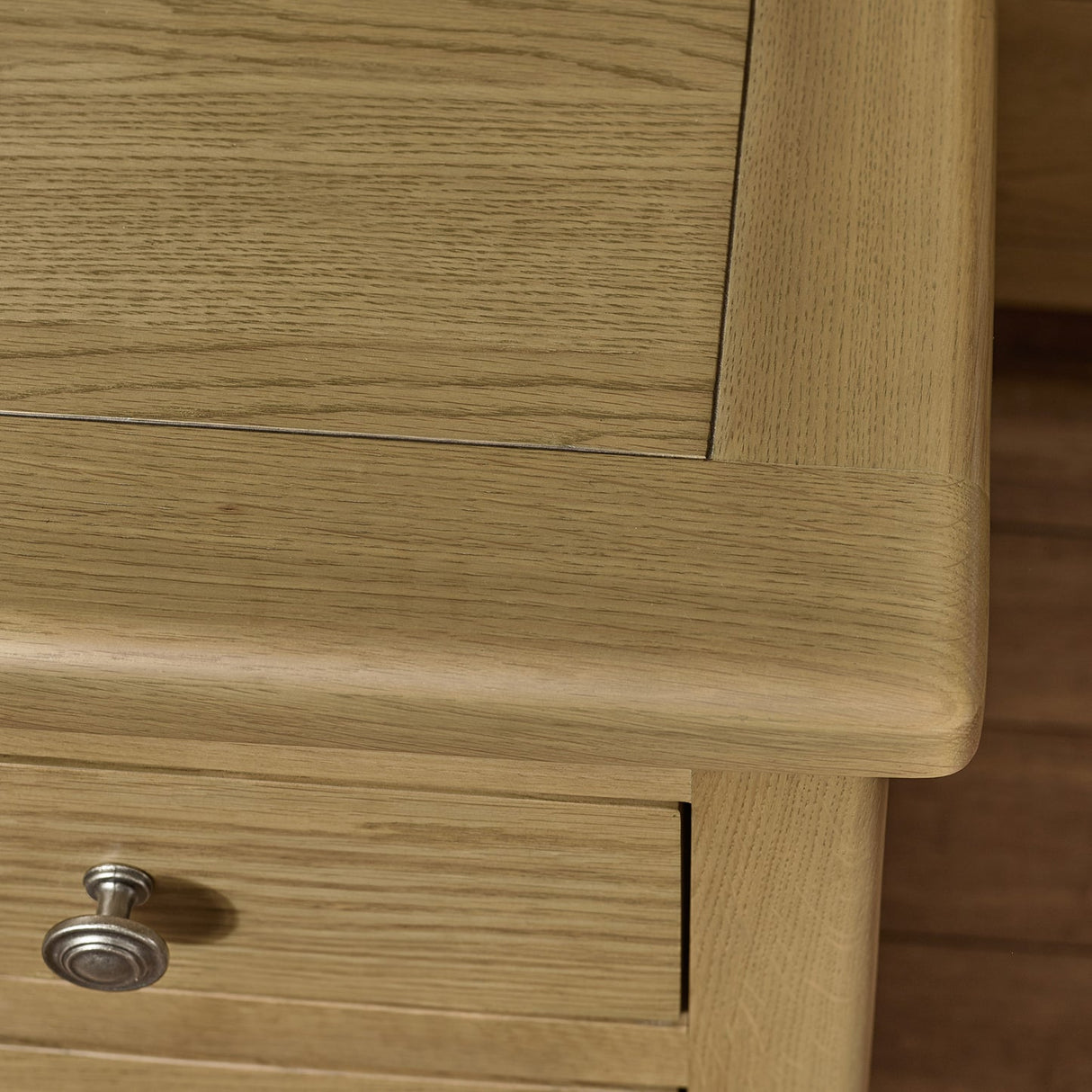 Windsor 3 Drawer Bedside