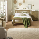 Windsor Bed